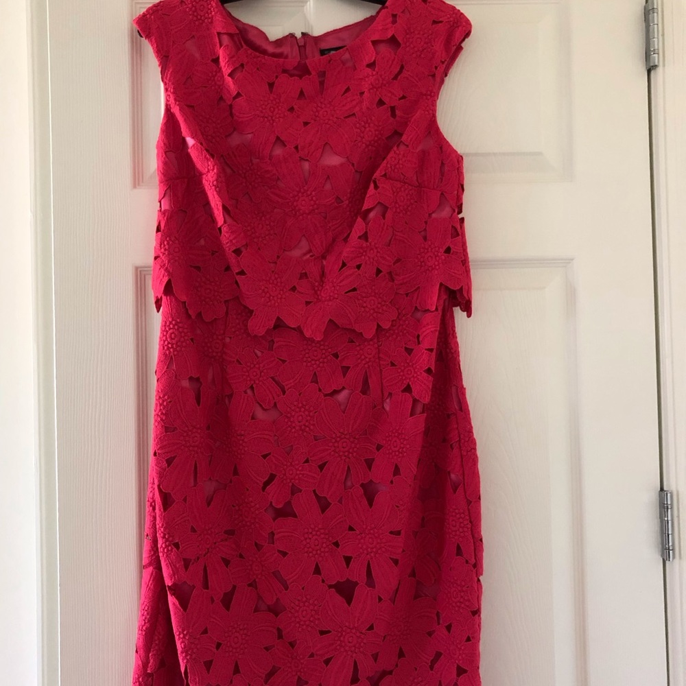 🆕 Jax Popover Lace Dress